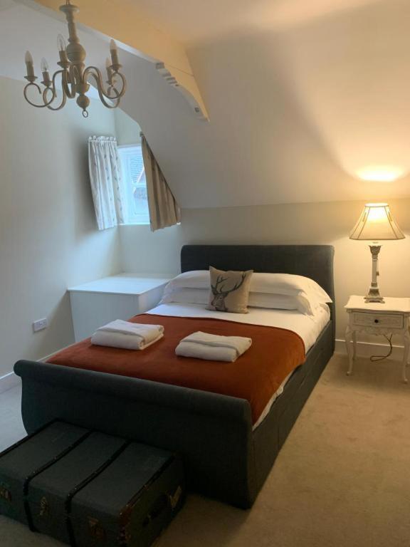 The Stag And Huntsman At Bed & Breakfast 3*