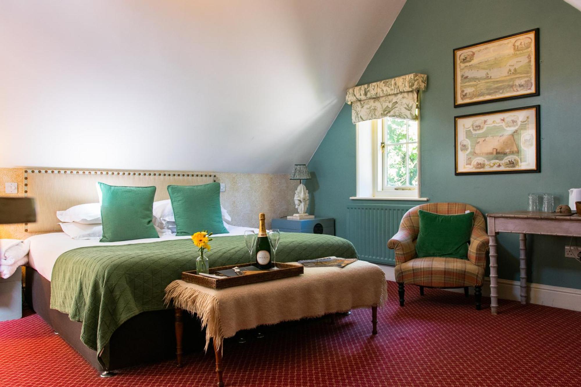 Bed & Breakfast The Stag And Huntsman At Hambleden